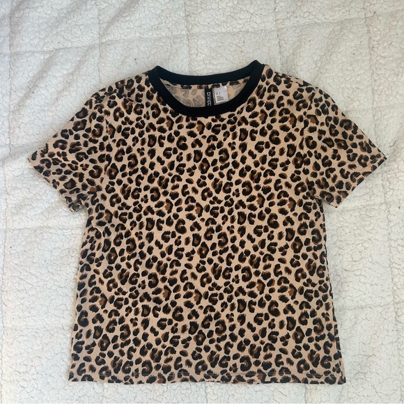 H&M - Leopard Print Tee - Picture 1 of 11